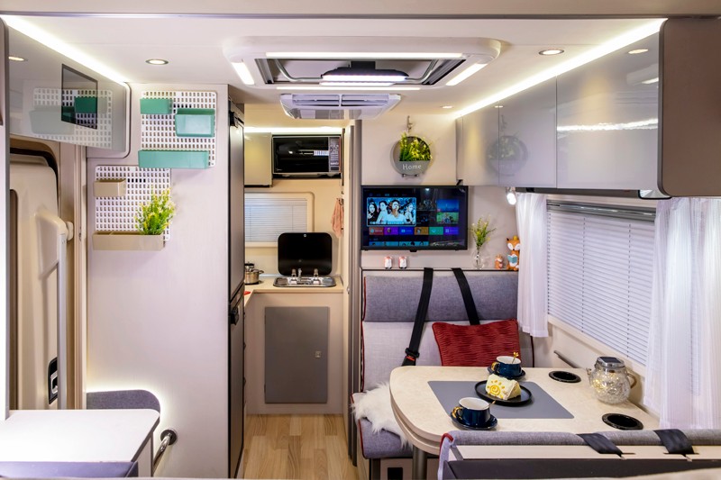 自由炮四驅(qū)房車，更自由