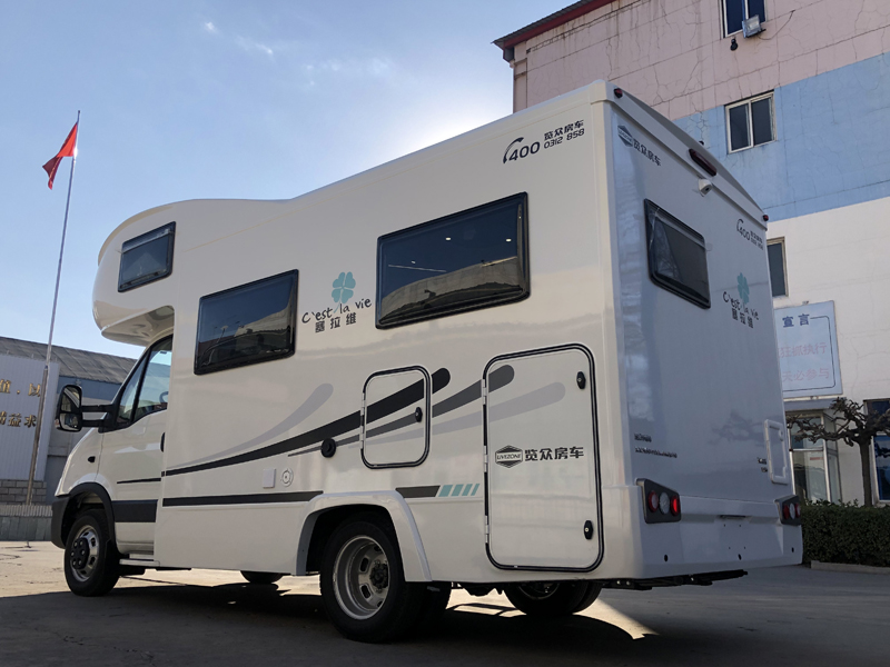 幸運(yùn)四葉草房車，旅行更舒適選擇